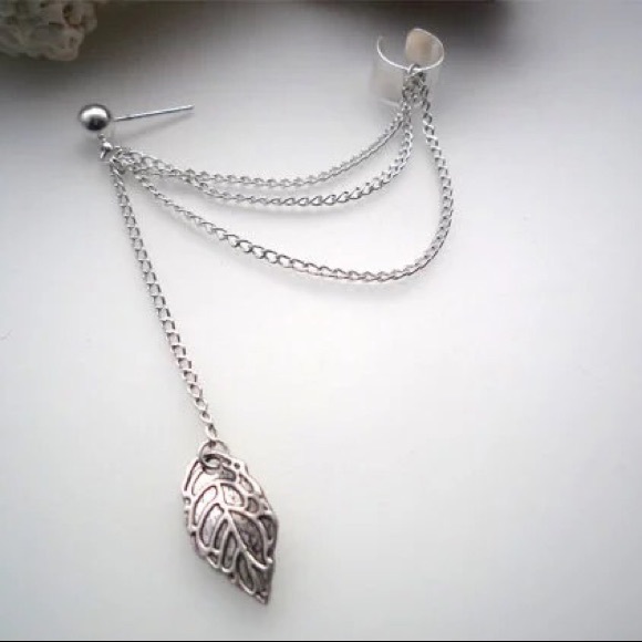 Double Earring Leaf Tassle - Picture 2 of 4